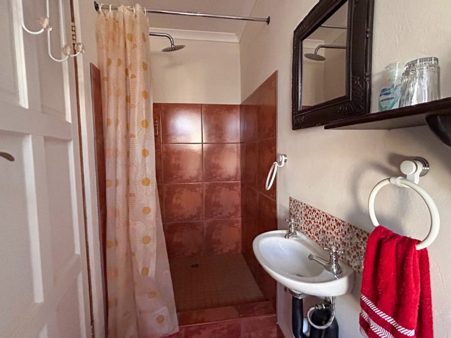 6 Bedroom Property for Sale in Parys Free State